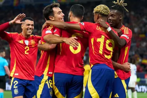 دقيقة بدقيقة.. منتخب بلغاريا يواجه إسبانيا في تصفيات كأس العالم